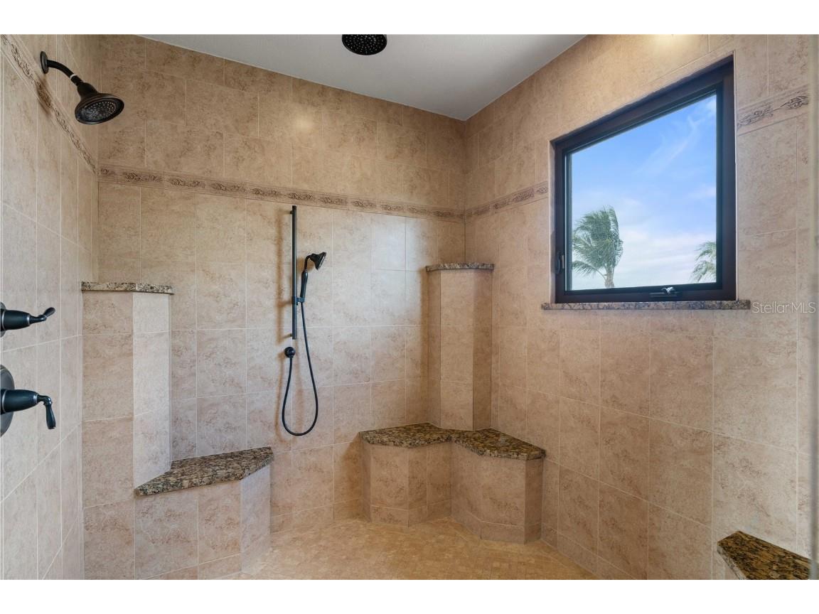 4469 Harbor Boulevard Port Charlotte FL 33952 - HARBOR WATERWAY CANAL C7519269 image61