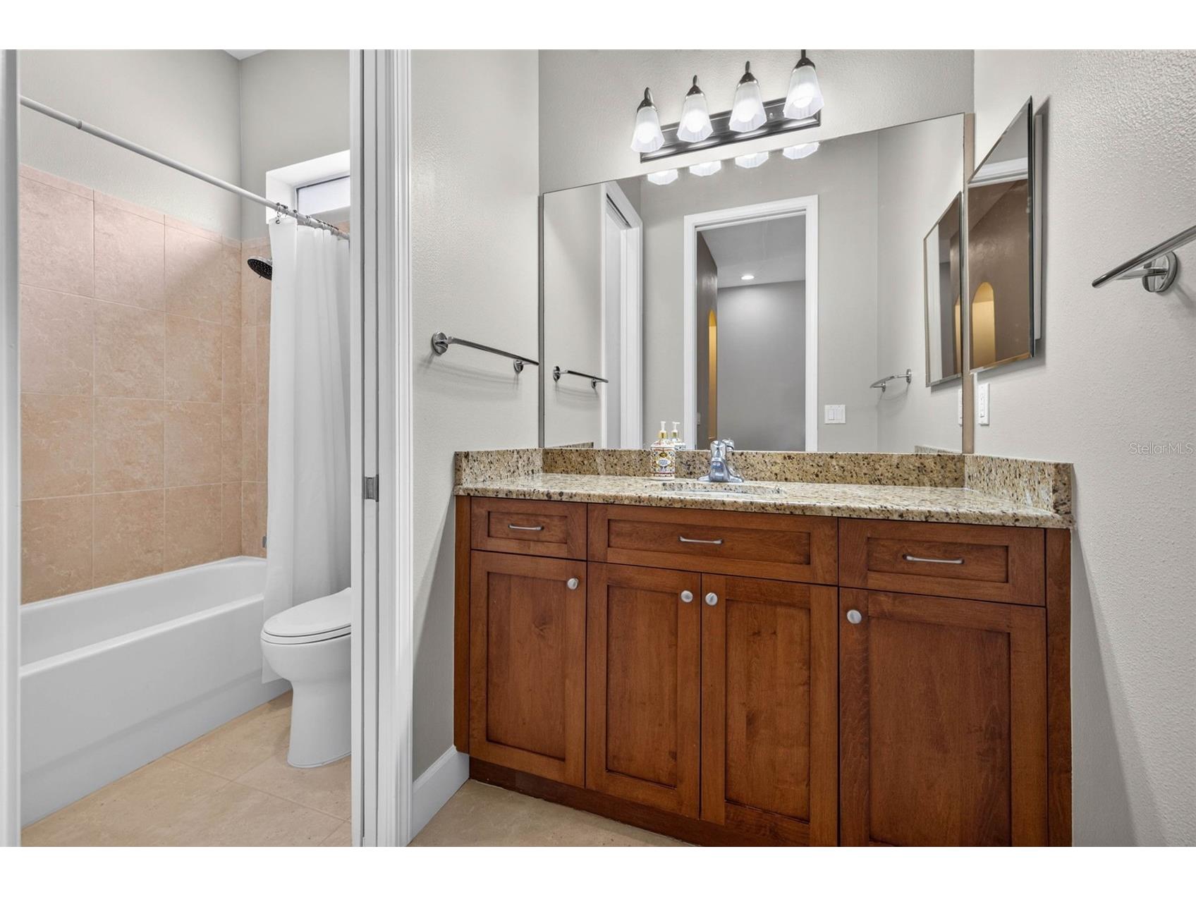 447 13th Avenue N Saint Petersburg FL 33701 TB8527021 image35