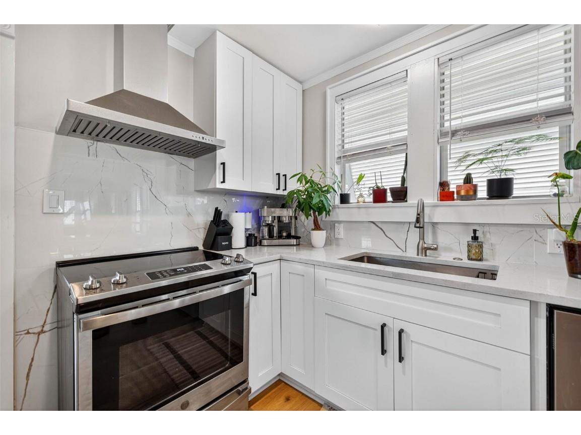 447 23rd Street N Saint Petersburg FL 33713 TB8442412 image14