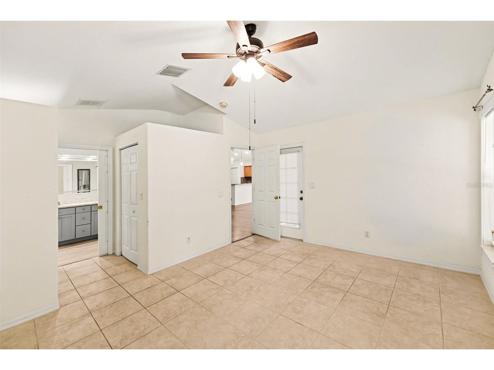 447 Dixie Highway Tarpon Springs FL 34689 O6401559 image18