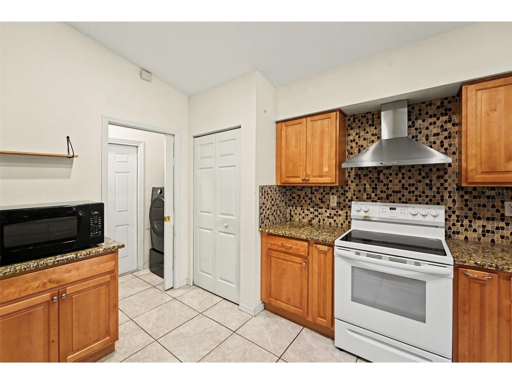 447 Dixie Highway Tarpon Springs FL 34689 O6401559 image9