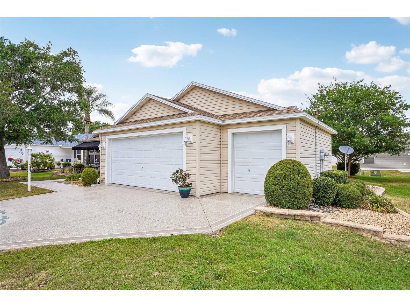 447 Foster Place The Villages FL 32162 G5112156 image2