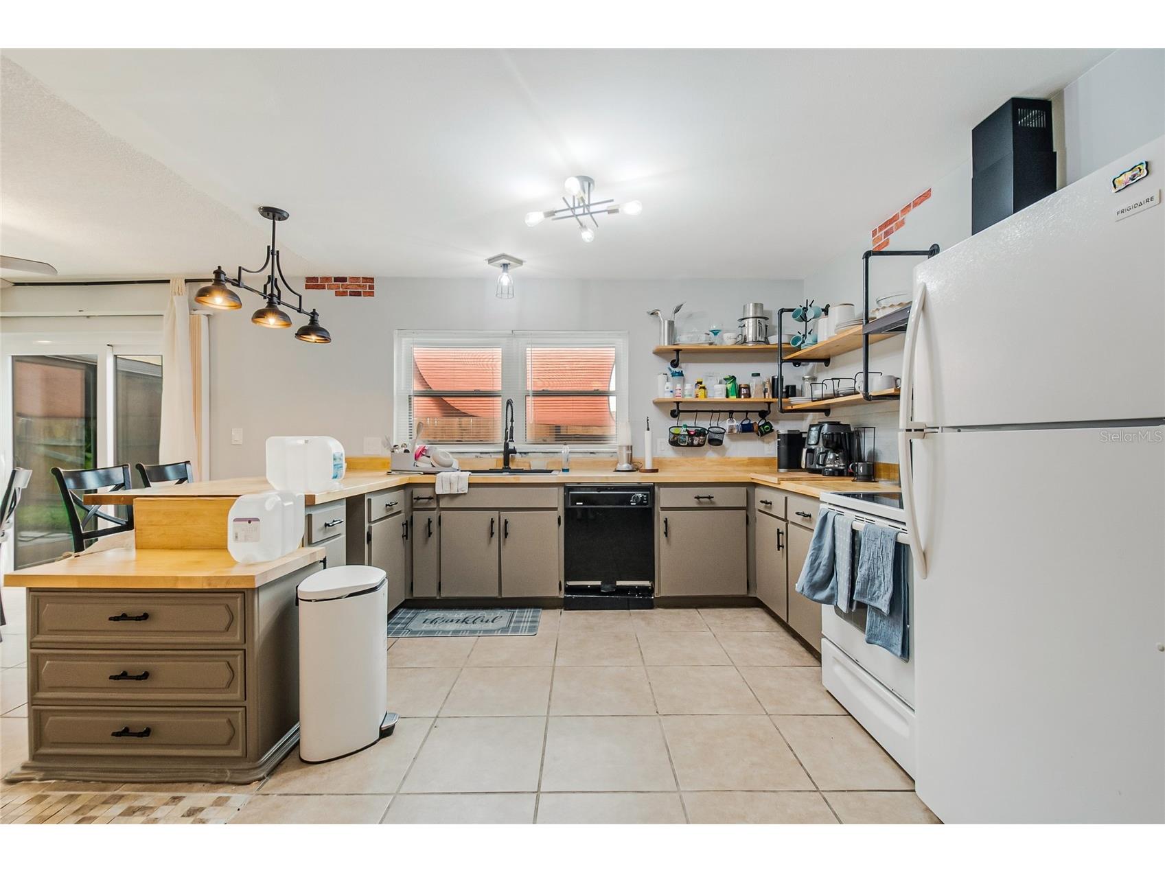 447 Hunter Circle Kissimmee FL 34758 O6411763 image17