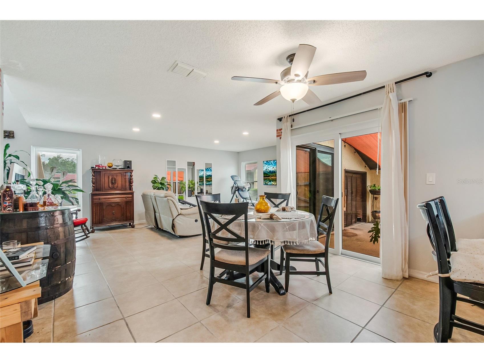 447 Hunter Circle Kissimmee FL 34758 O6411763 image24