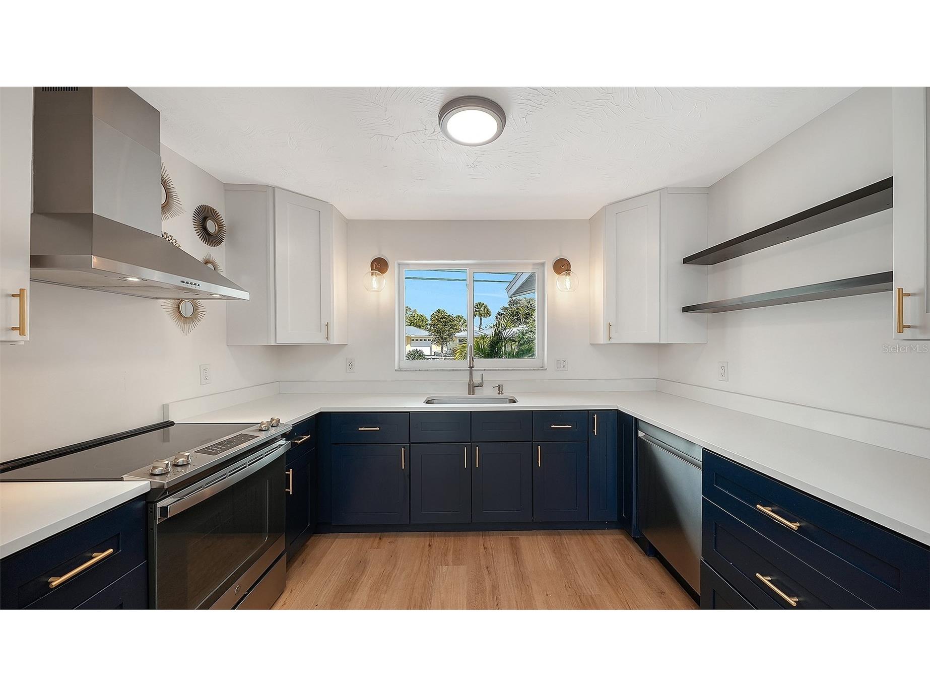 447 N Shore Drive Osprey FL 34229 A4684009 image15