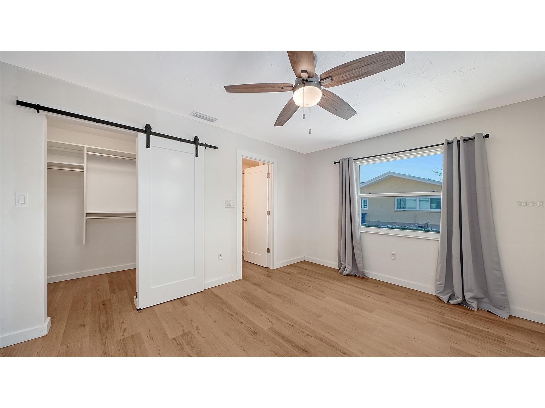 447 N Shore Drive Osprey FL 34229 A4684009 image19