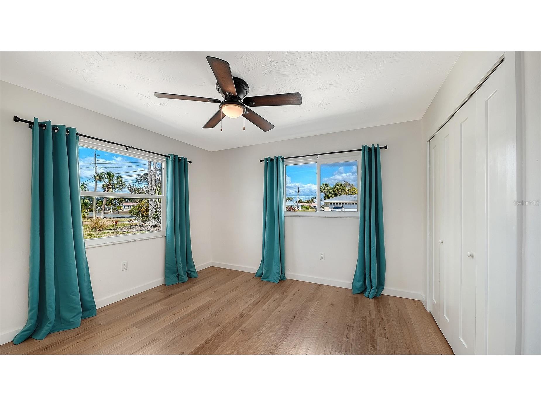 447 N Shore Drive Osprey FL 34229 A4684009 image23