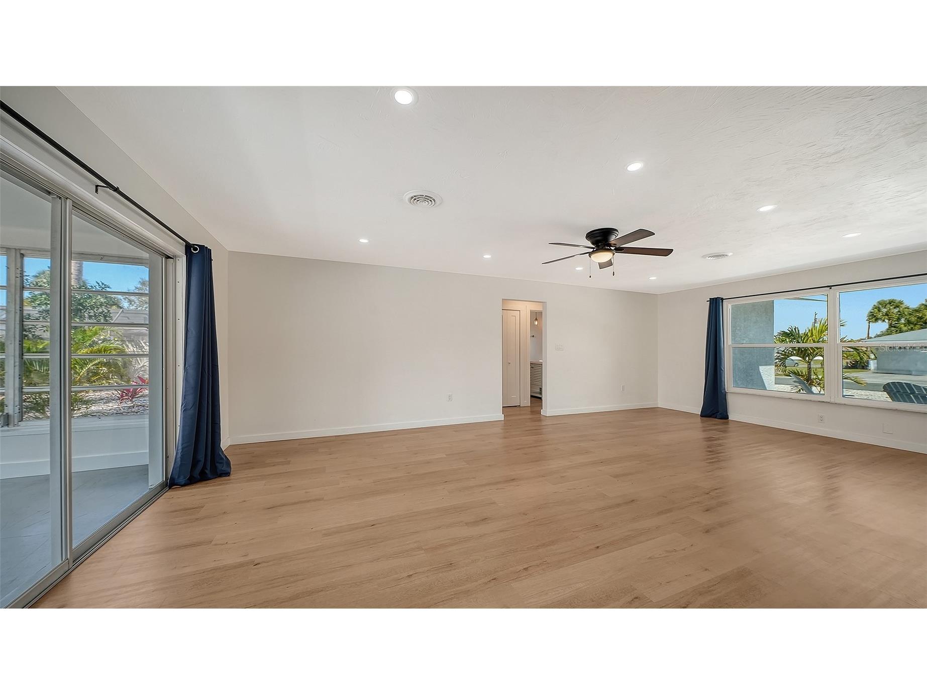 447 N Shore Drive Osprey FL 34229 A4684009 image6