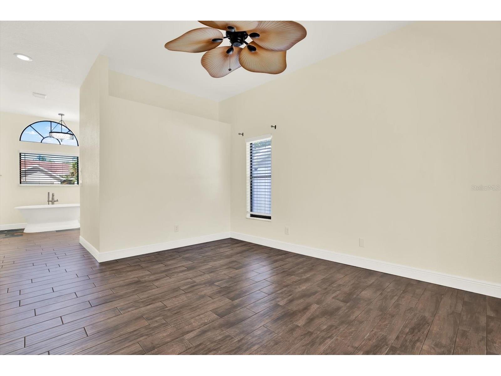 447 Whispering Lakes Boulevard Tarpon Springs FL 34688 TB8473439 image16