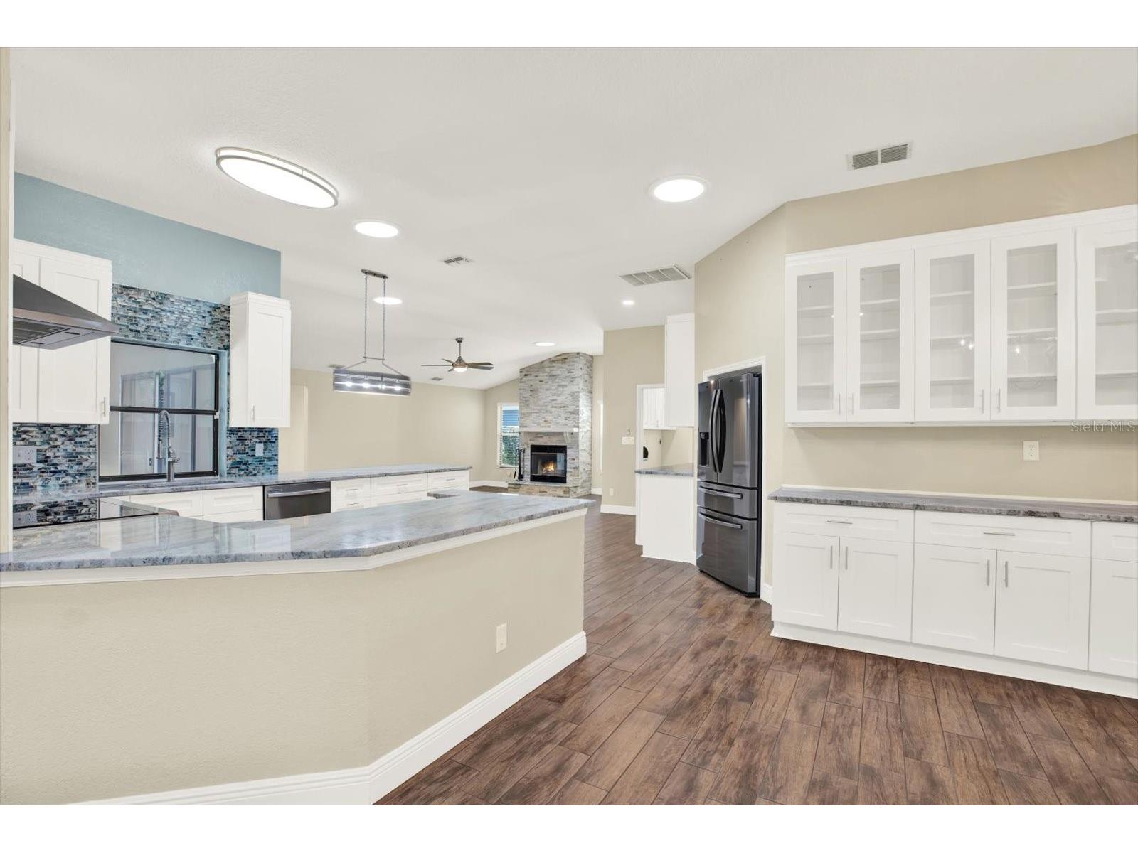 447 Whispering Lakes Boulevard Tarpon Springs FL 34688 TB8473439 image4