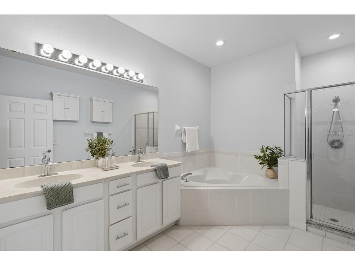 4470 Kariba Lake Terrace Sarasota FL 34243 A4665968 image20