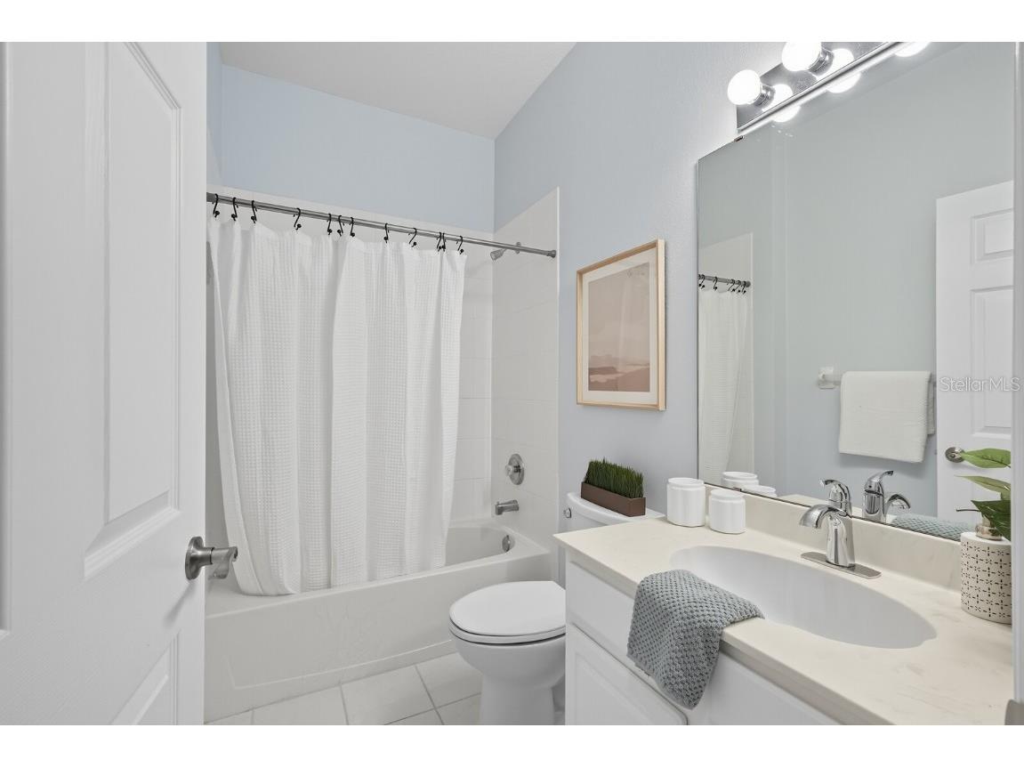 4470 Kariba Lake Terrace Sarasota FL 34243 A4665968 image24