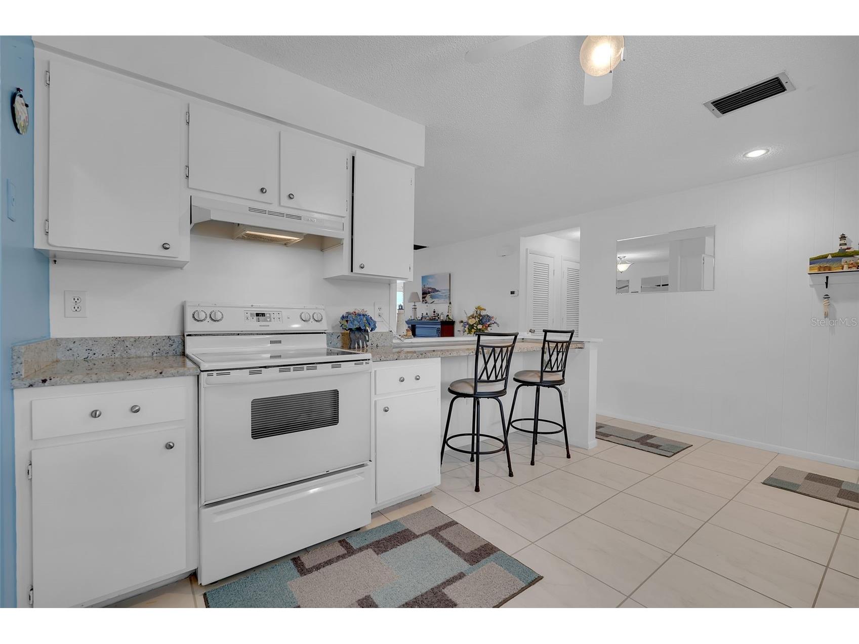 4470 Narraganset Trail #90A Sarasota FL 34233 A4696073 image11