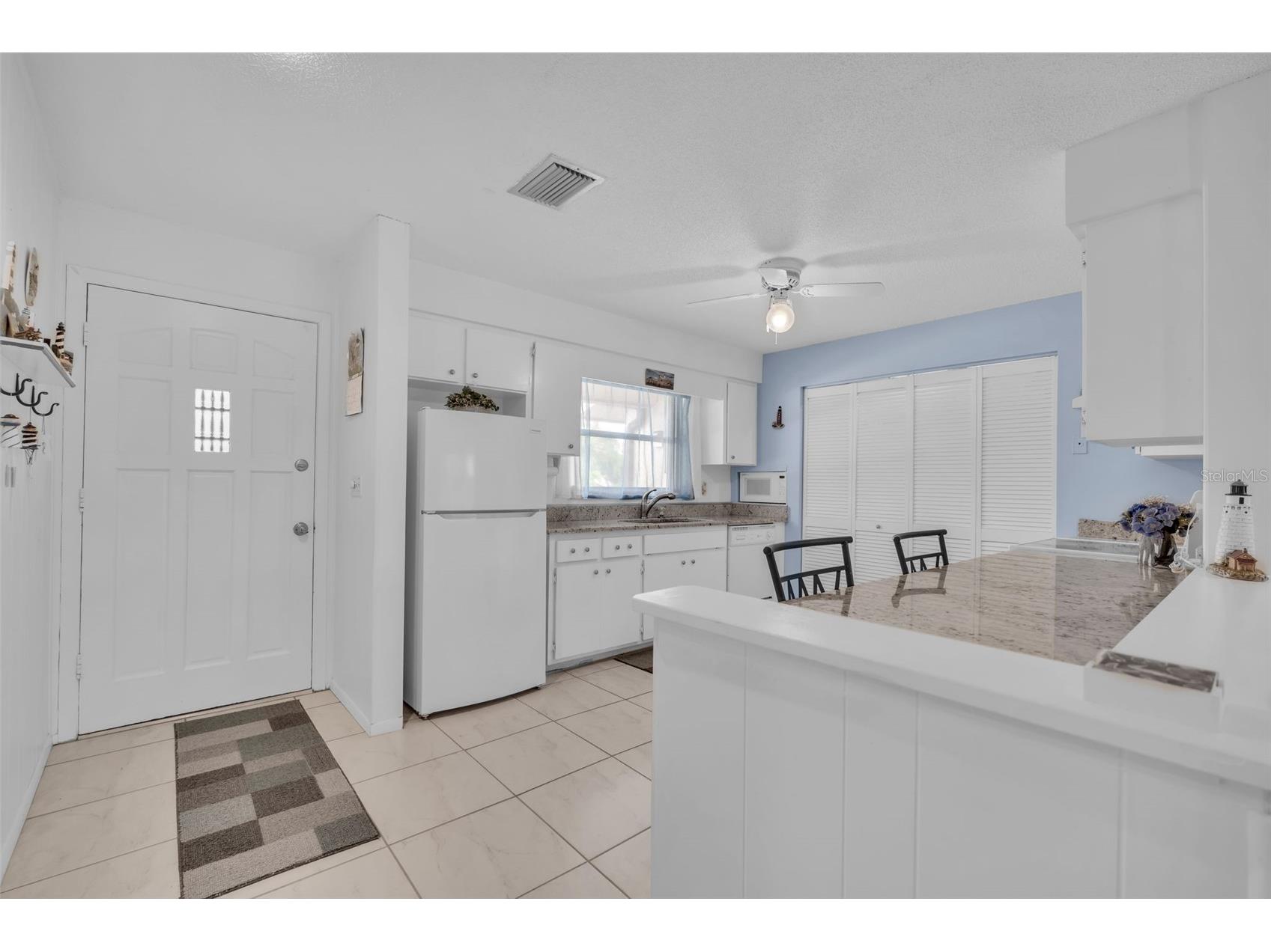 4470 Narraganset Trail #90A Sarasota FL 34233 A4696073 image28