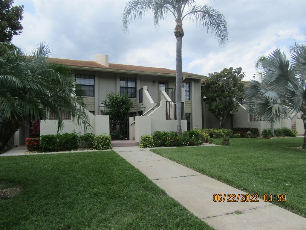 4470 Weybridge #68 Sarasota FL 34235 A4630443 image1