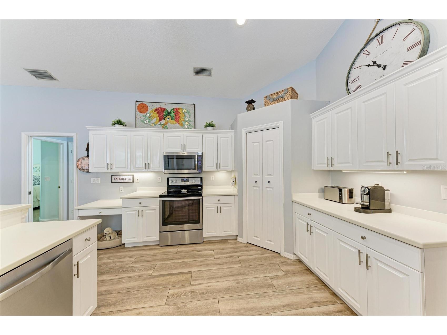 4471 Mcintosh Lake Avenue Sarasota FL 34233 A4695012 image12
