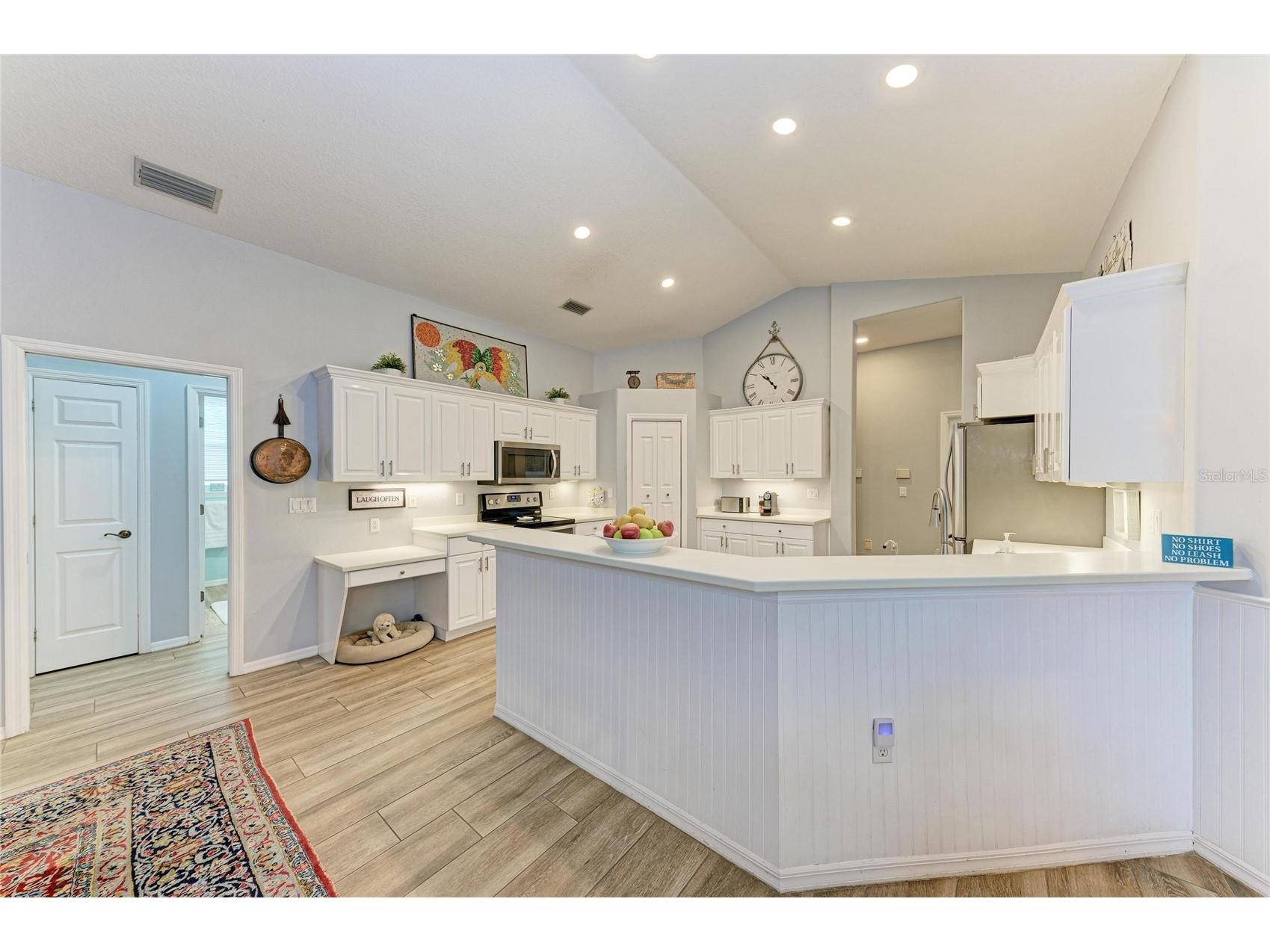 4471 Mcintosh Lake Avenue Sarasota FL 34233 A4695012 image13