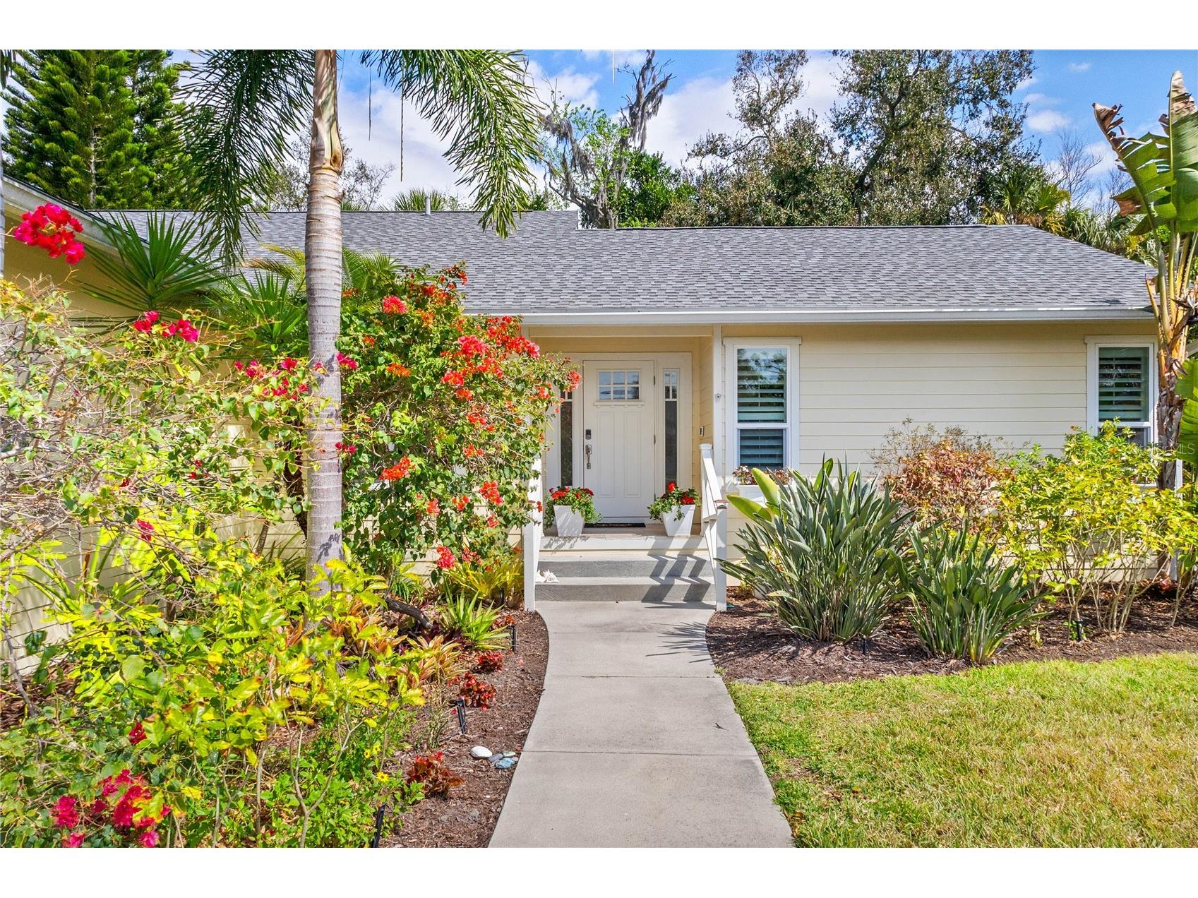 4471 Trails Drive Sarasota FL 34232 A4683777 image2
