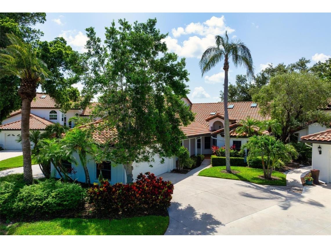 4472 Calle Serena Sarasota FL 34238 - CATFISH CREEK A4654768 image1