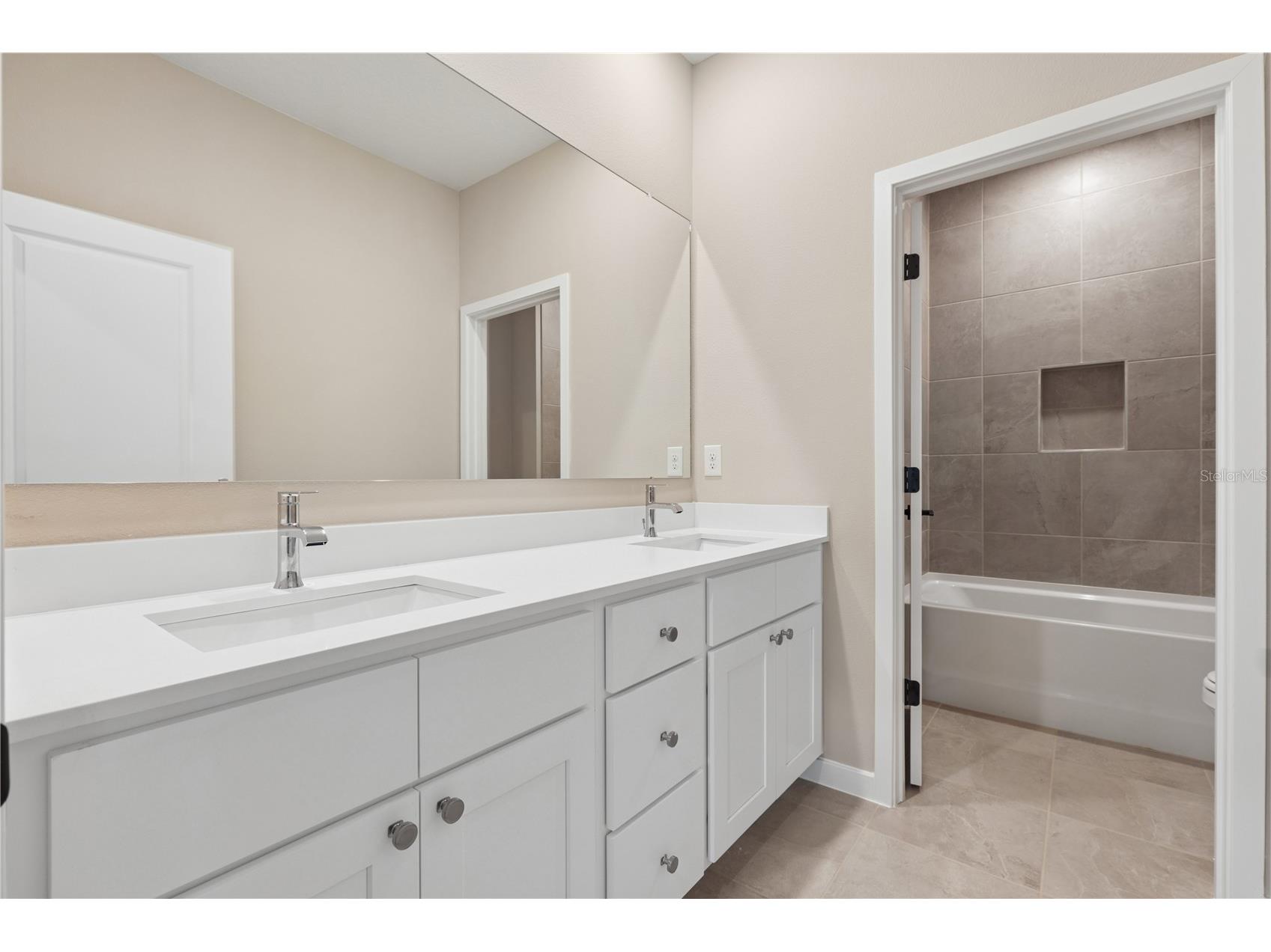 4473 NW 37th Street Road Ocala FL 34482 OM723141 image9