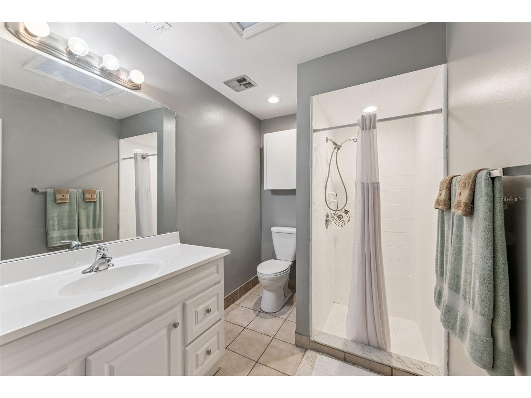 4474 Goldenrain Court Orlando FL 32808 O6384592 image12