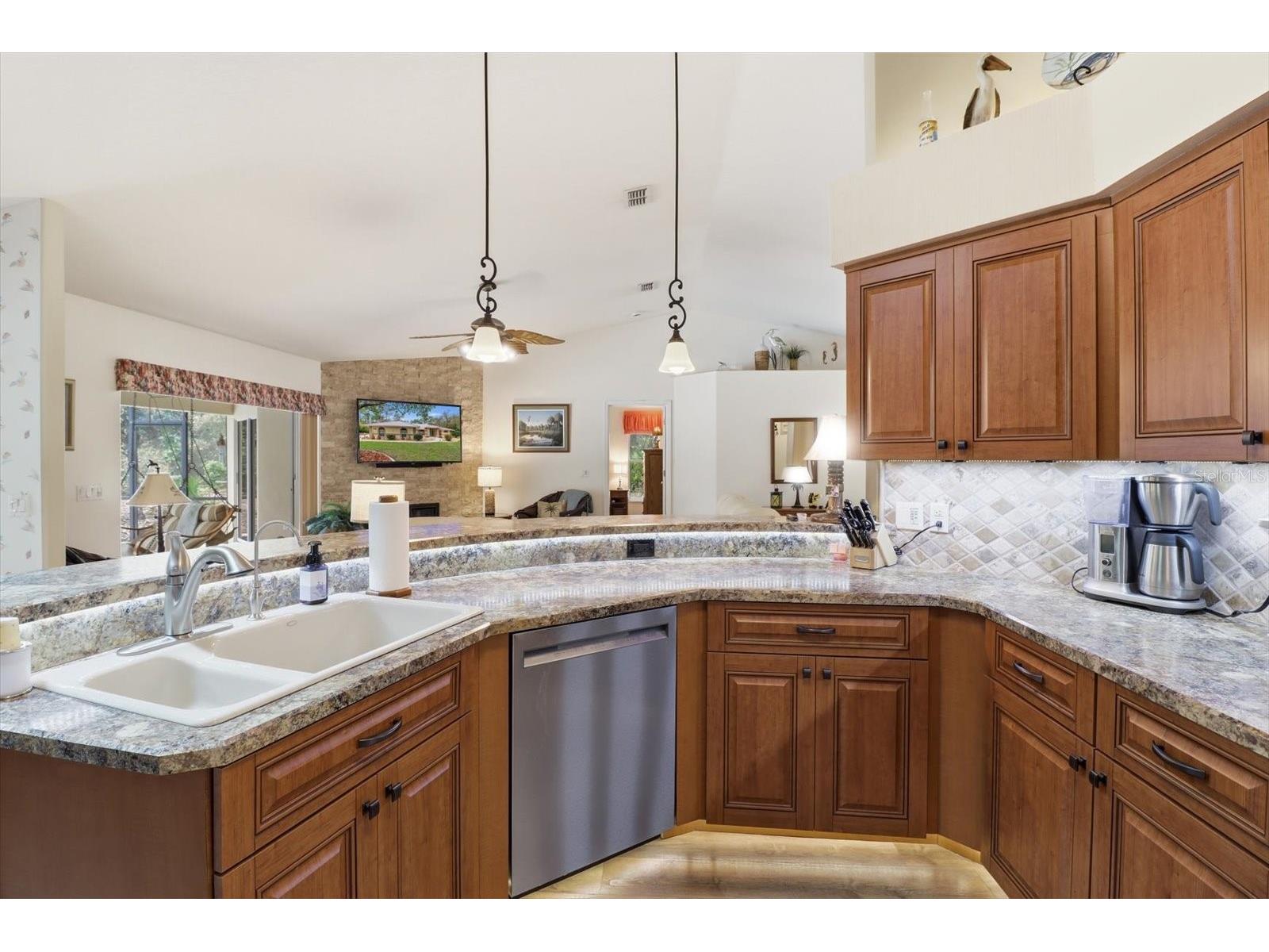 4474 W Horseshoe Drive Beverly Hills FL 34465 OM724199 image9