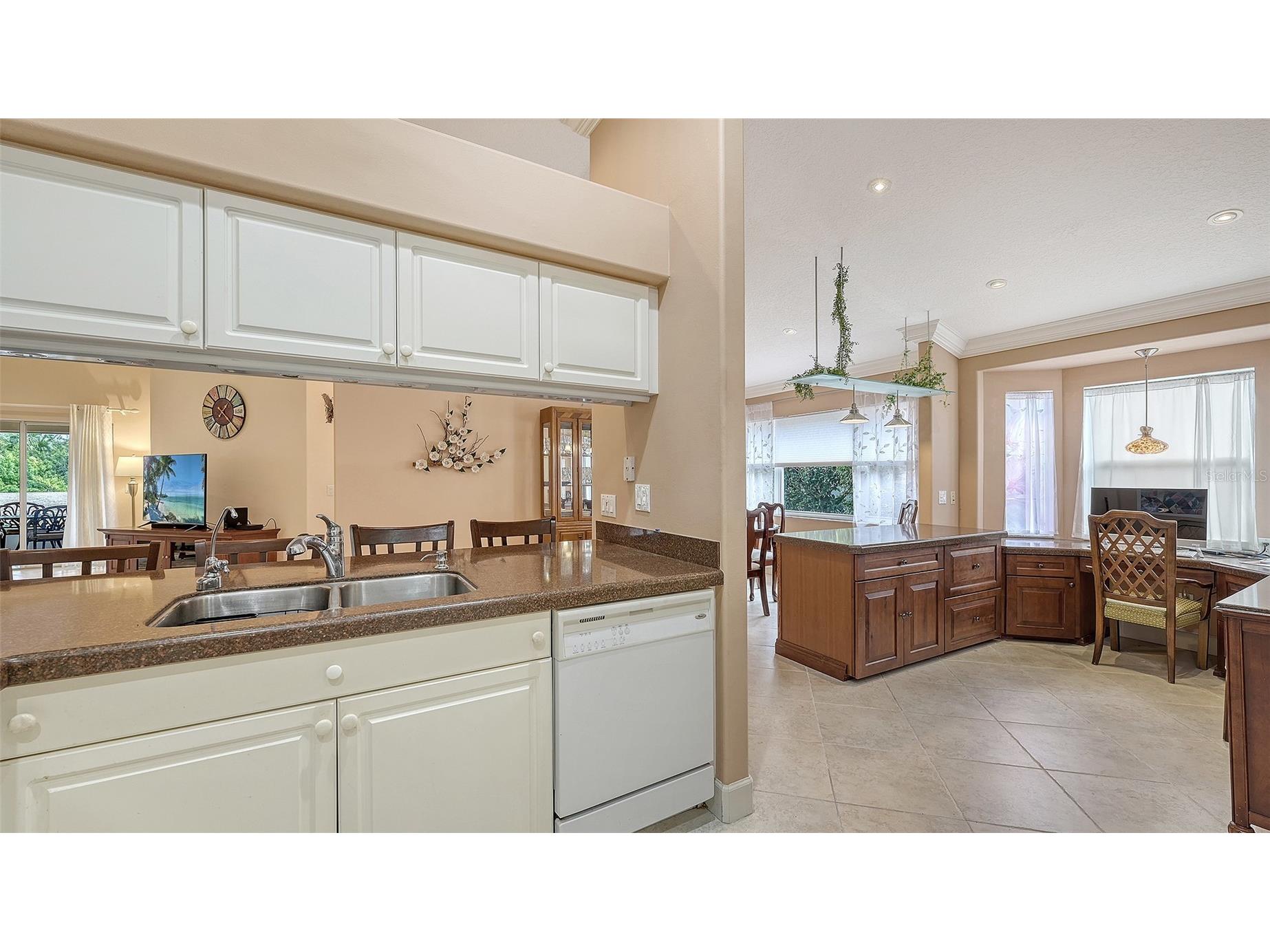 4476 Deer Trail Boulevard Sarasota FL 34238 A4682511 image24