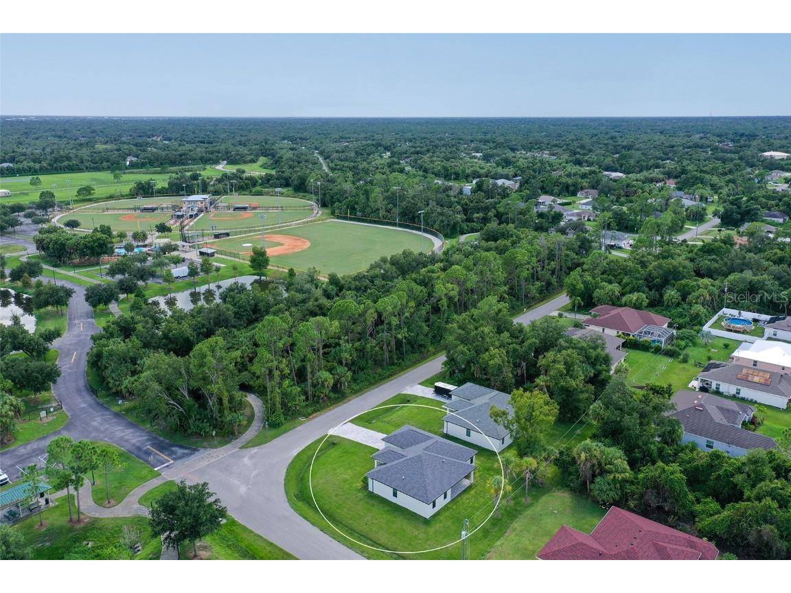 4476 Skyway Avenue North Port FL 34288 A4672861 image33