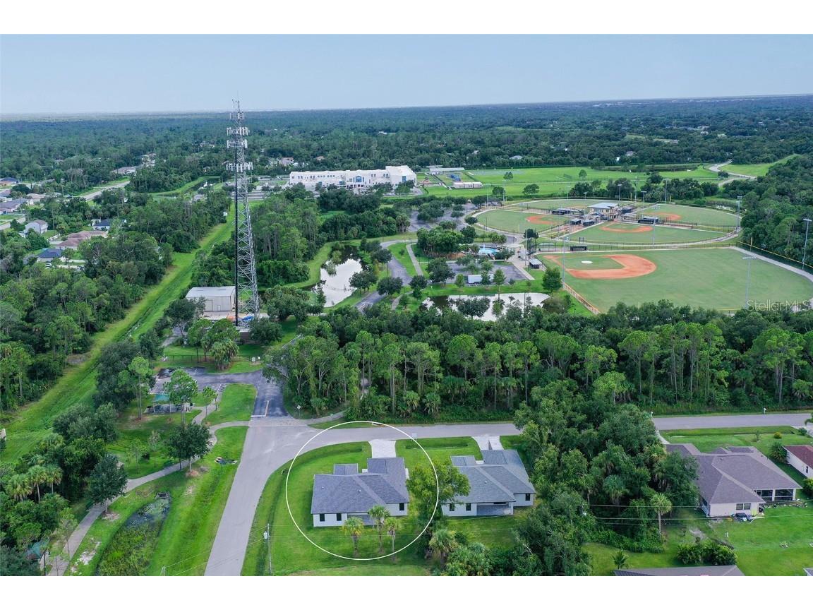 4476 Skyway Avenue North Port FL 34288 A4672861 image34