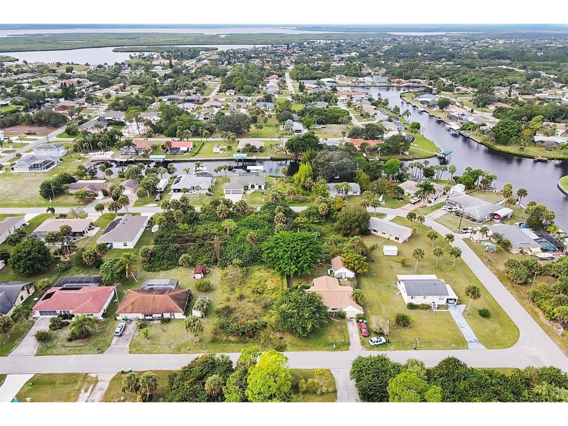 4477 Harrington Street Port Charlotte FL 33948 A4658161 image6