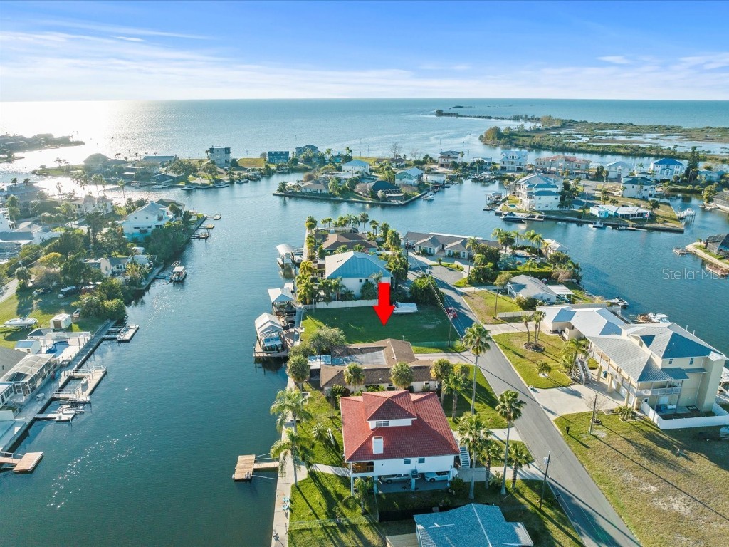4478 Gulfstream Drive Hernando Beach FL 34607 - ROCK BASS TO GULF OF MEXICO W7862140 image1