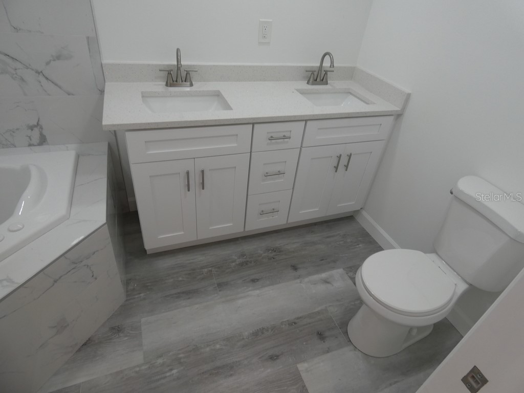 4479 Tucker Square New Port Richey FL 34652 W7877825 image12