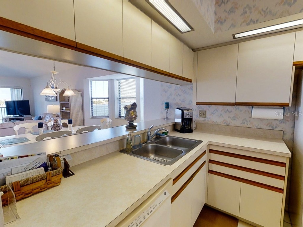 448 Bouchelle Drive #305 New Smyrna Beach FL 32169 NS1080585 image8