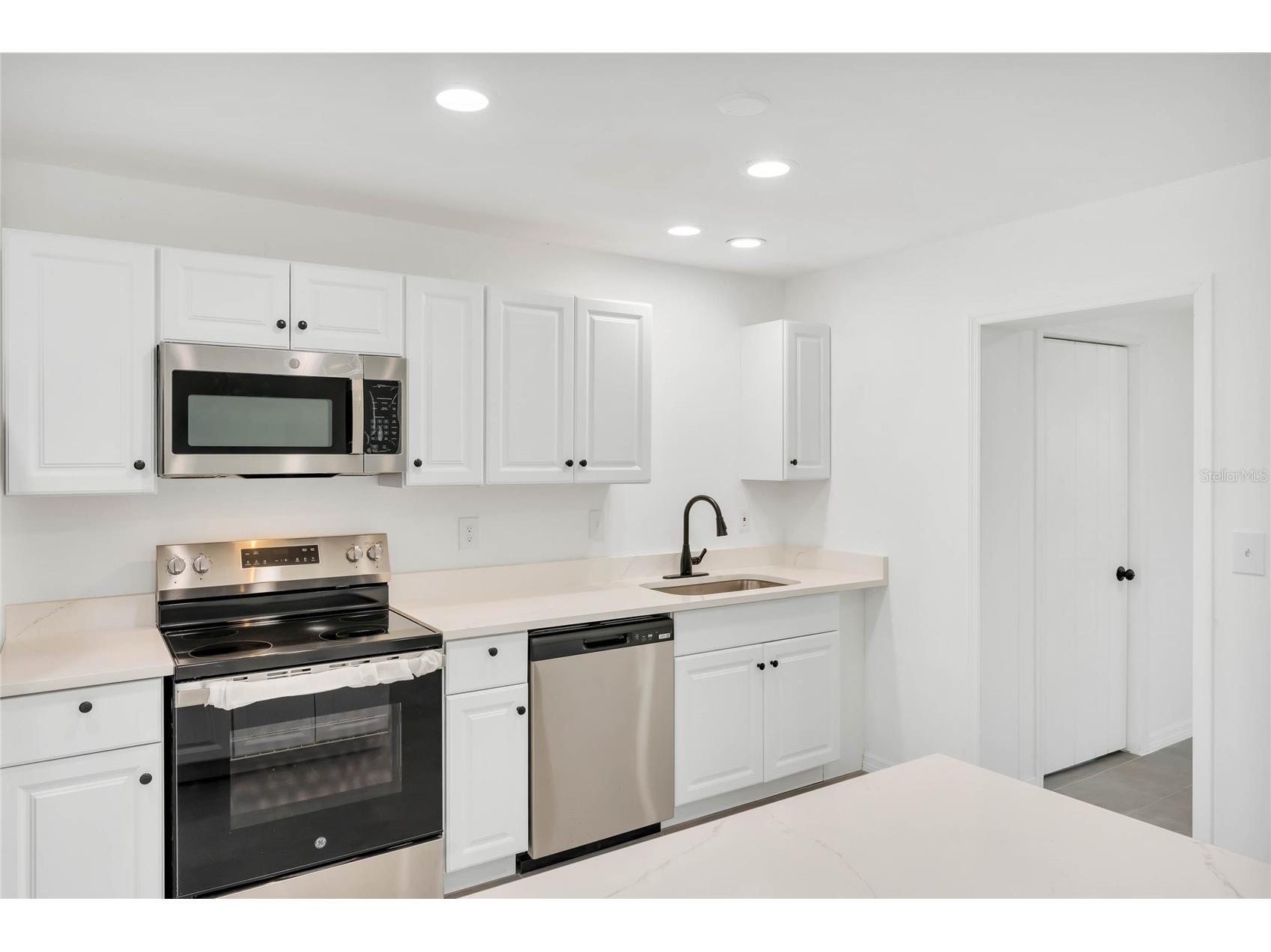 448 Ridge Drive Sanford FL 32773 O6410621 image4