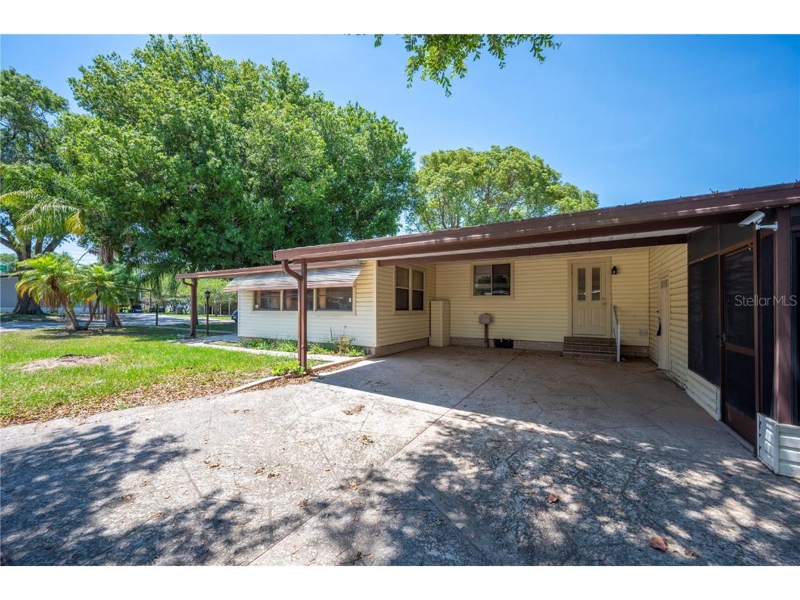 448 Skyline Drive W Lakeland FL 33801 P4934909 image1
