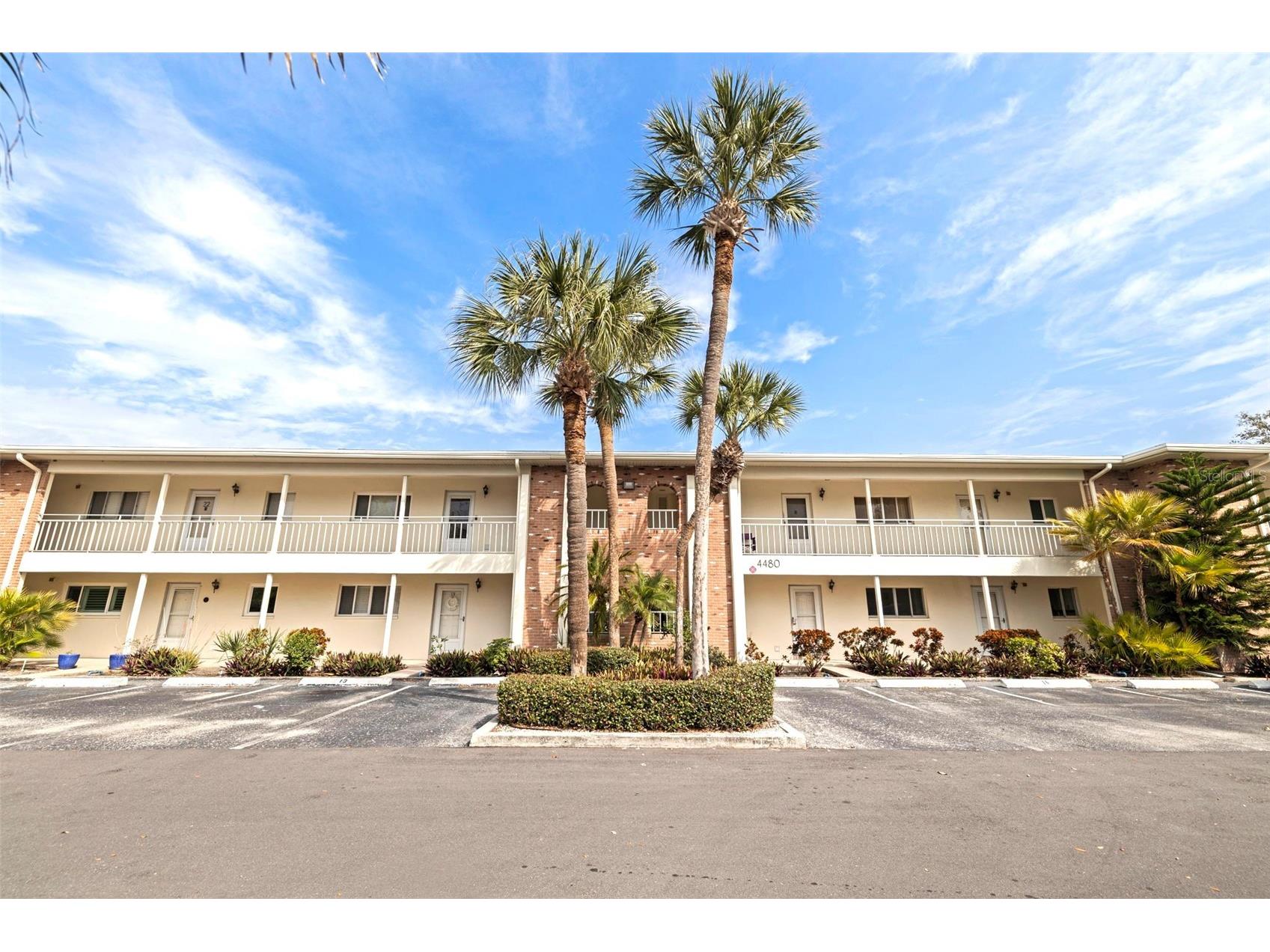 4480 Overlook Drive NE #10 Saint Petersburg FL 33703 TB8480113 image1