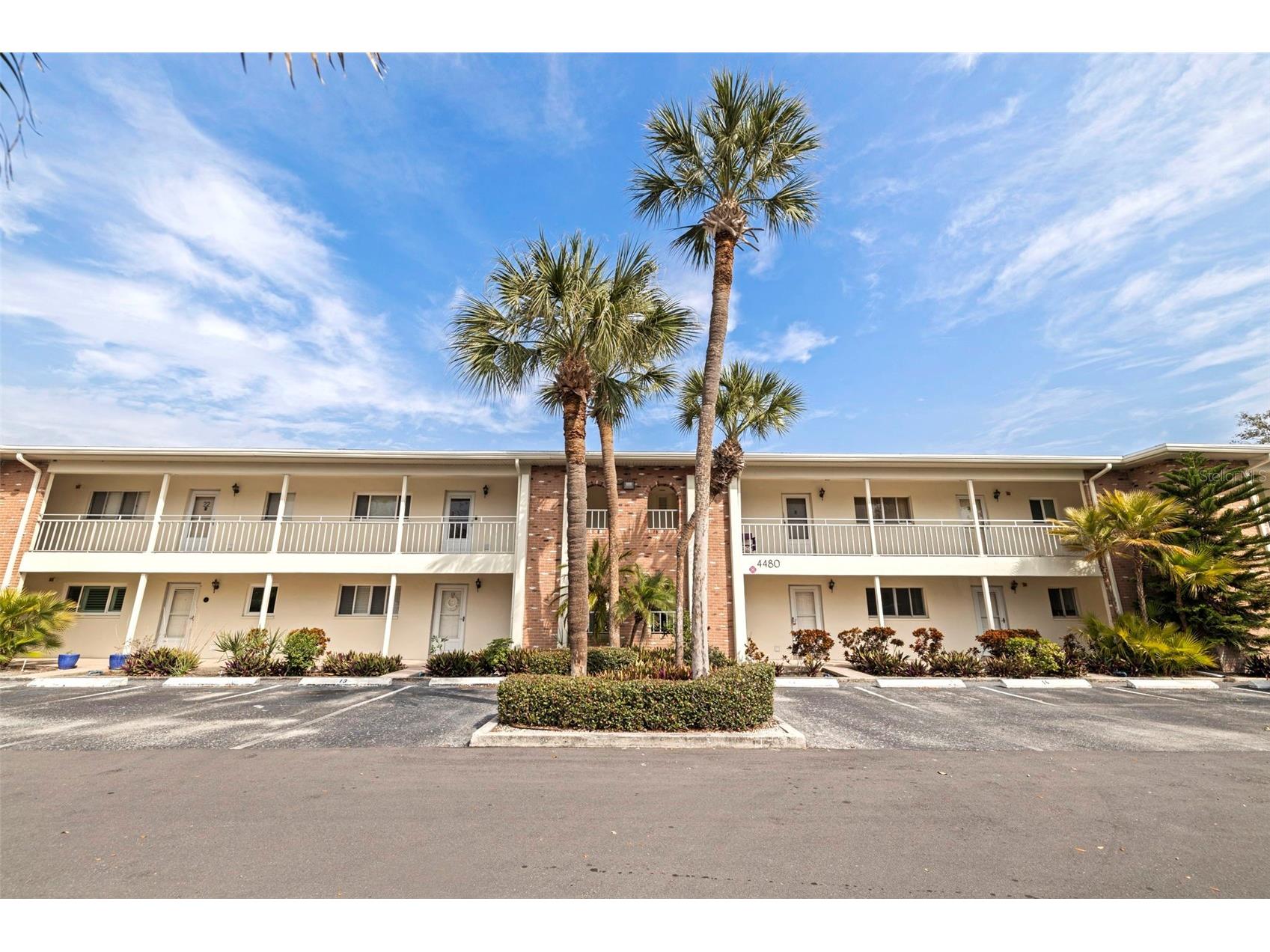 4480 Overlook Drive NE #12 Saint Petersburg FL 33703 TB8480115 image1