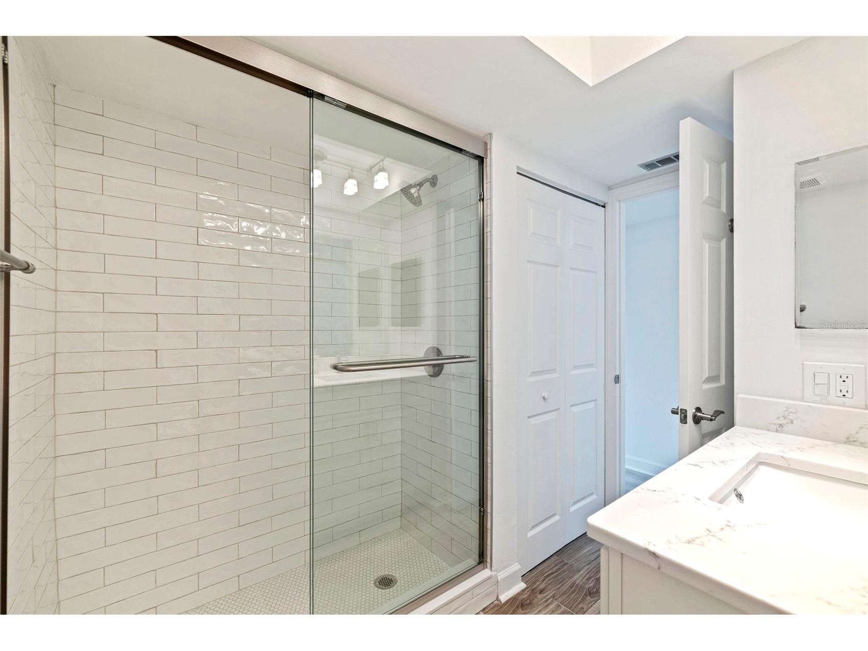 4480 Overlook Drive NE #12 Saint Petersburg FL 33703 TB8480115 image10