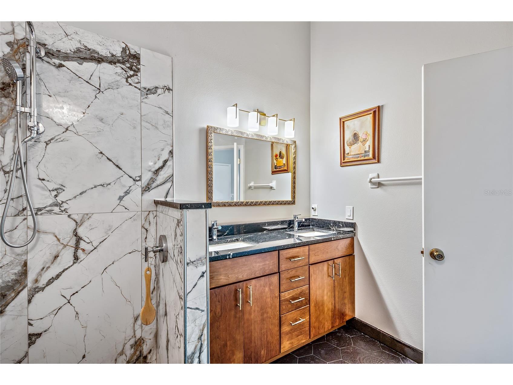 4481 Ascot Circle N Sarasota FL 34235 A4662740 image14