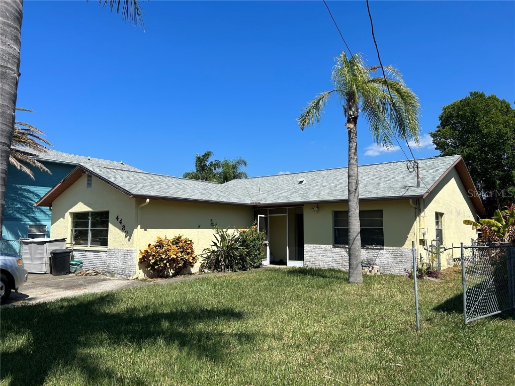 4482 Kingston Drive Hernando Beach FL 34607 W7858314 image1