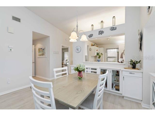 4482 Weybridge #62 Sarasota FL 34235 A4693405 image11