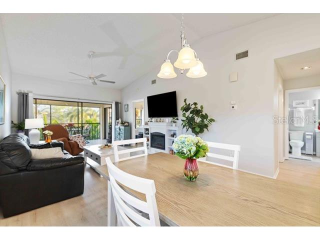 4482 Weybridge #62 Sarasota FL 34235 A4693405 image12