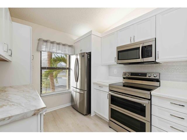 4482 Weybridge #62 Sarasota FL 34235 A4693405 image14