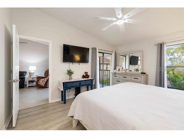 4482 Weybridge #62 Sarasota FL 34235 A4693405 image19