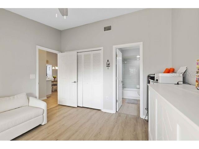 4482 Weybridge #62 Sarasota FL 34235 A4693405 image24