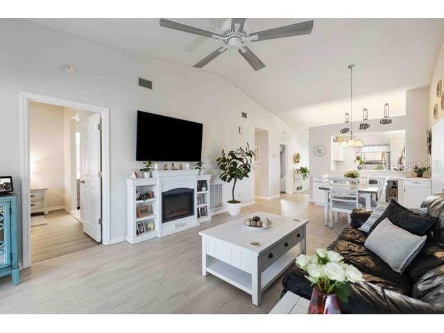 4482 Weybridge #62 Sarasota FL 34235 A4693405 image6