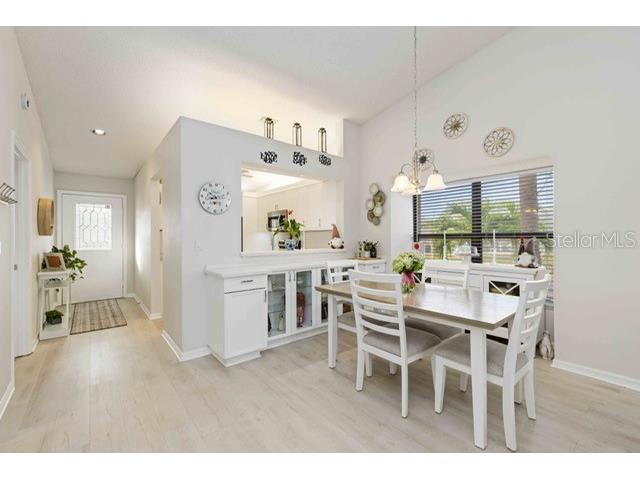4482 Weybridge #62 Sarasota FL 34235 A4693405 image9