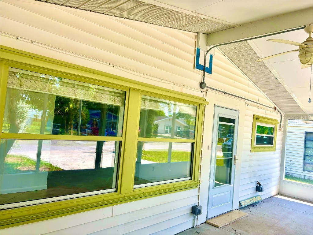 4485 49th Avenue N Saint Petersburg FL 33714 TB8373303 image2