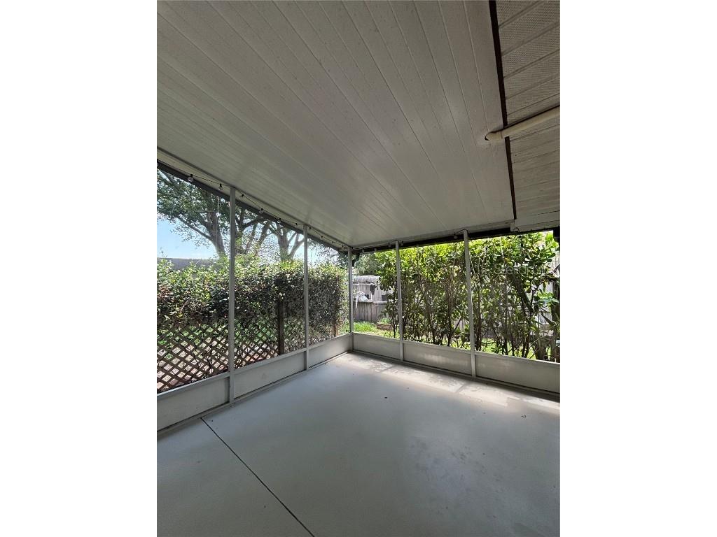 4485 49th Avenue N Saint Petersburg FL 33714 TB8373303 image21