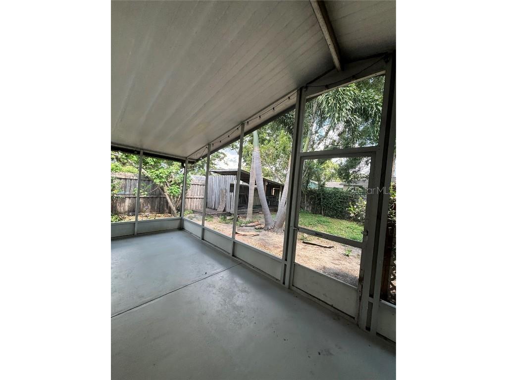 4485 49th Avenue N Saint Petersburg FL 33714 TB8373303 image22